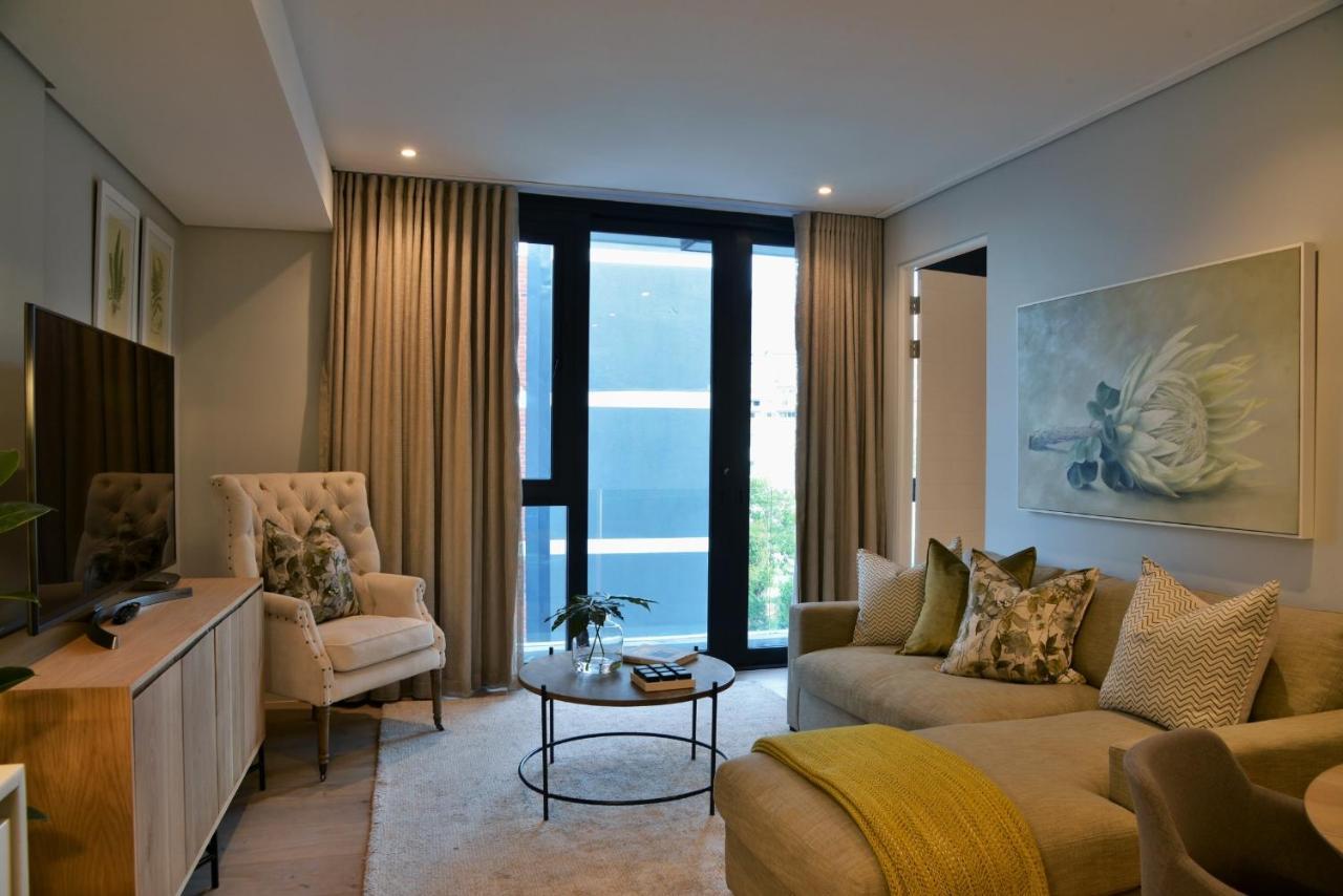 35 On Main By Stay In Luxury Cape Town Exterior photo